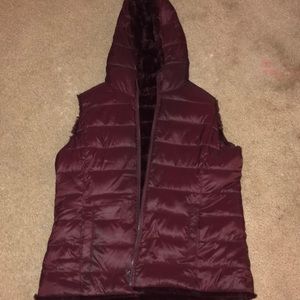 burgundy reverse-able vest. brand new!